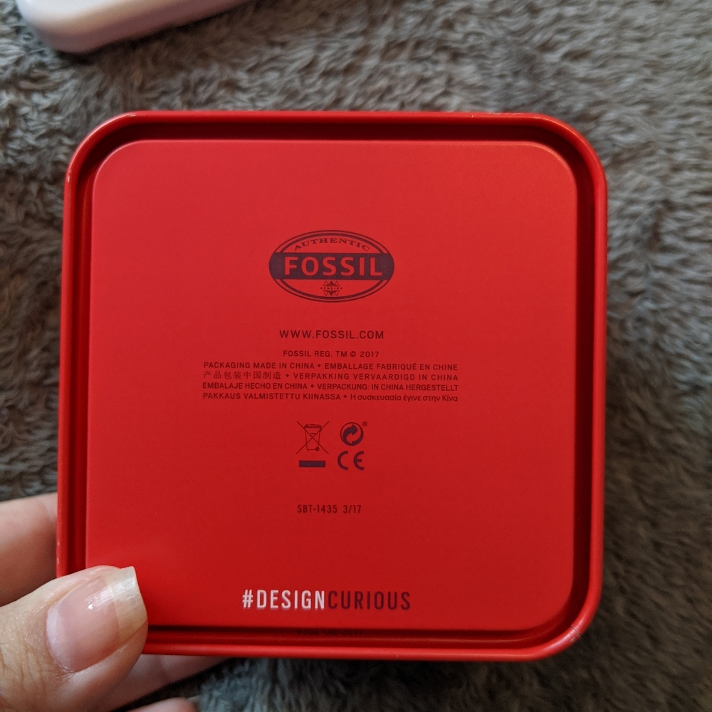 Fossil Watch Gift Box - Picture 4 of 7